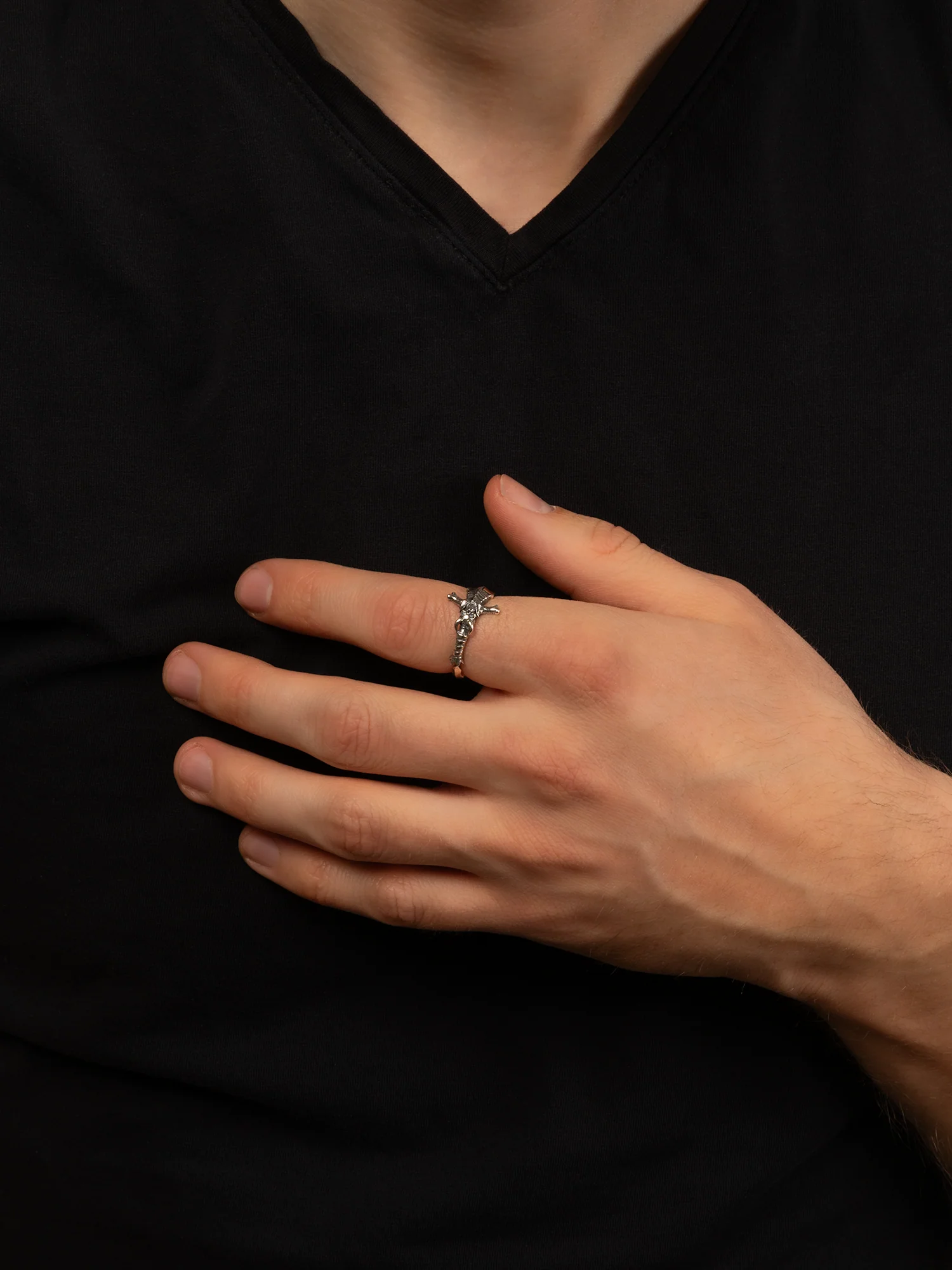 Devil May Cry Rebellion Sword Ring - Image 2
